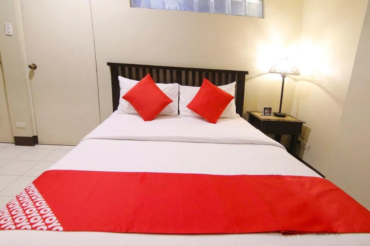 Oyo 103 Artina Suites Hotel Makati City 2*,