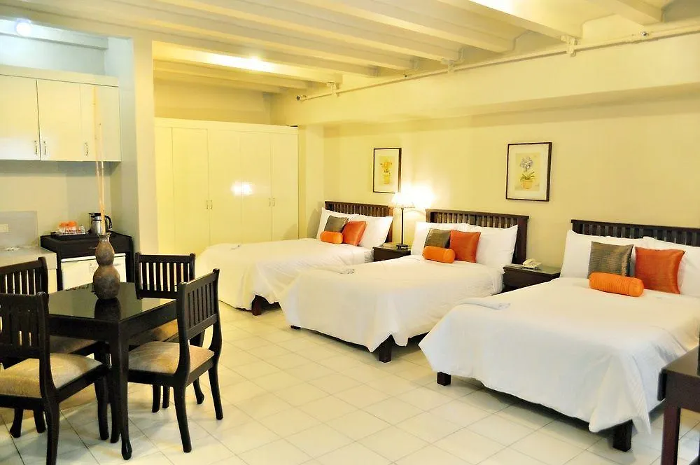 Oyo 103 Artina Suites Hotel Makati City