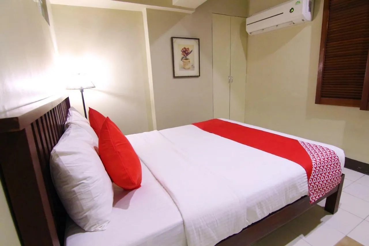 Oyo 103 Artina Suites Hotel Makati City 2*,